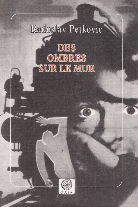 Des ombres sur le mur