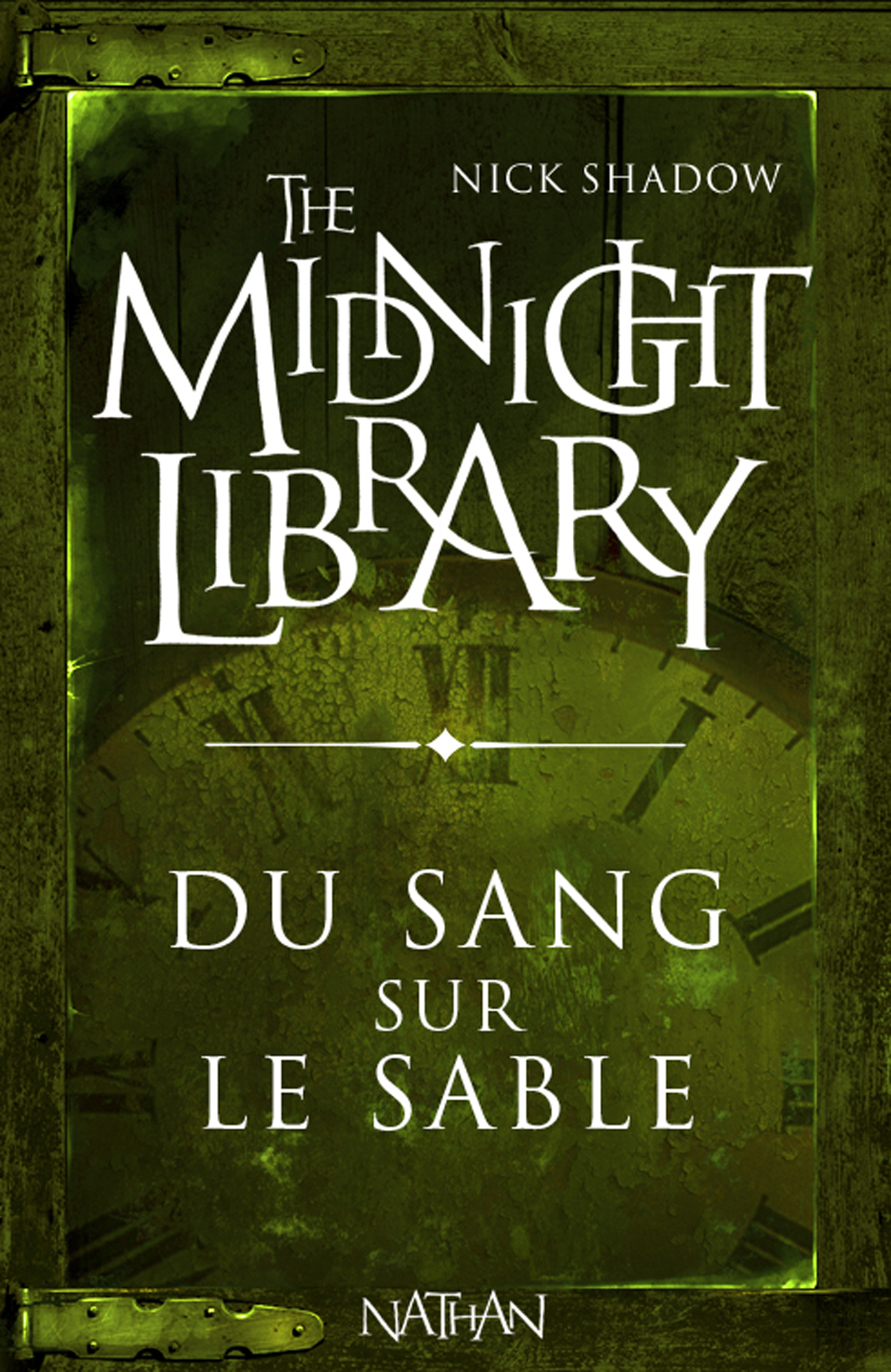 The Midnight Library DU SANG SUR LE SABLE