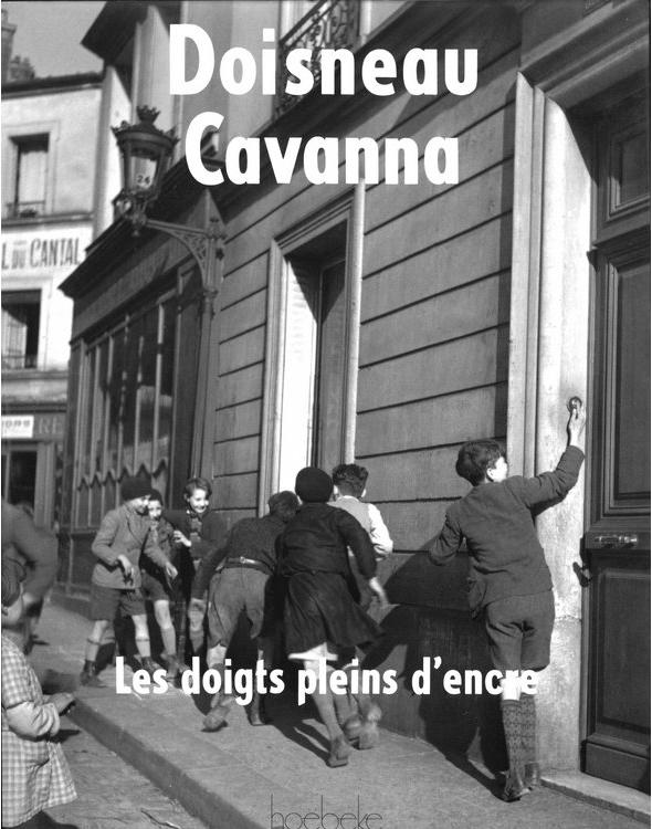 Les doigts pleins d’encre